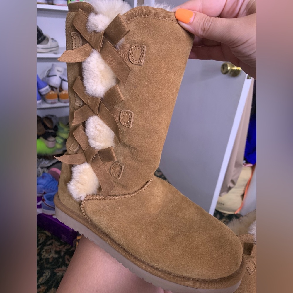 Kookaburra by ugg size 7 worn twice